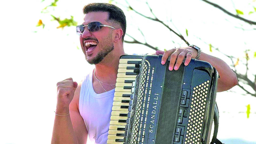 Giannini Alencar faz Ensaio de São João no Natal Shopping