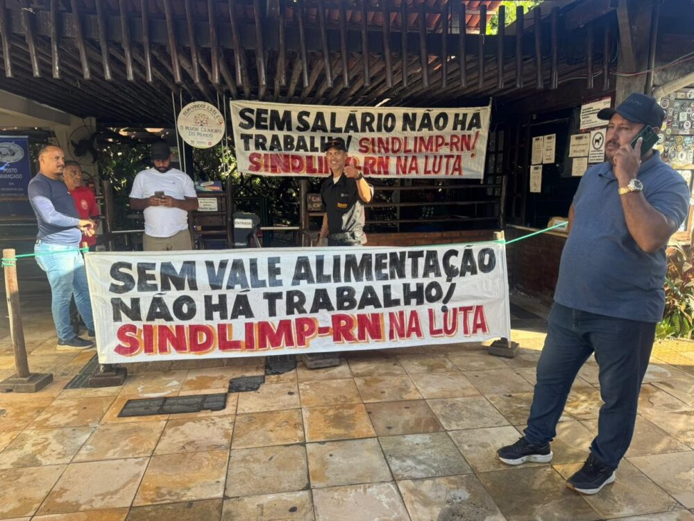 Paralisação de terceirizados fecha Cajueiro de Pirangi e Parque das Dunas